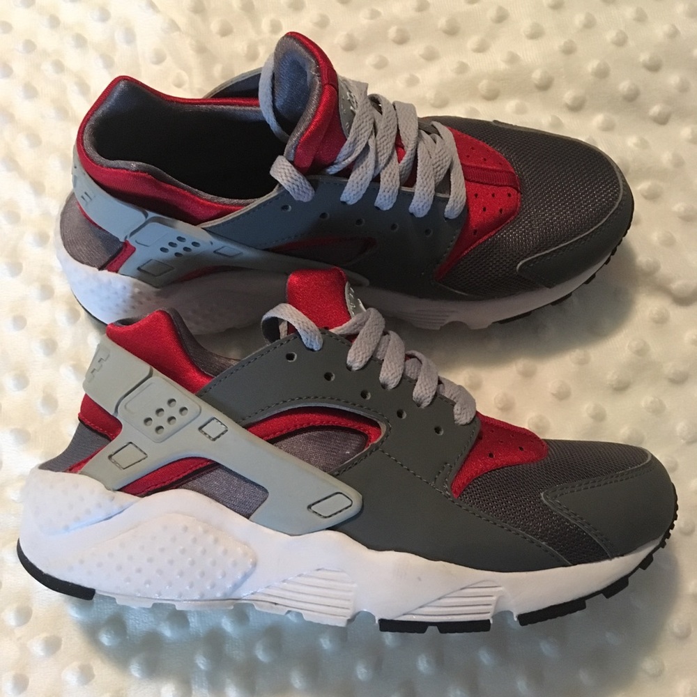 Nike- Huarache